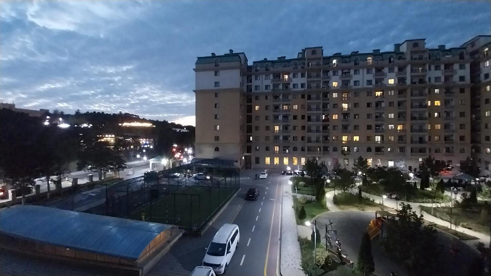 Apartamento Banu House Sumqayıt Exterior foto